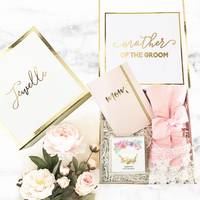 Personalized Mom Gift Box